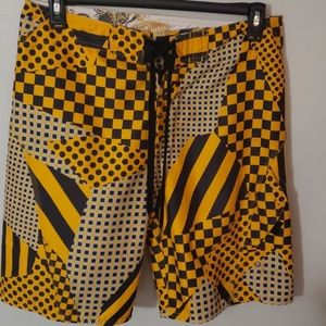 Van's men's board shorts size 32